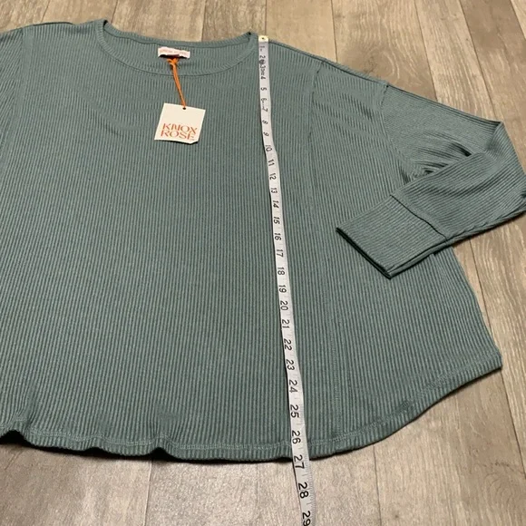 Womens NWT Knox Rose Ribbed Light Green Oversized Tunic Top Shirt - Picture 5 of 8
